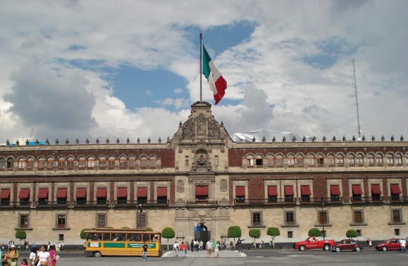 foro jurídico Índice de democracia de México Placio nacional