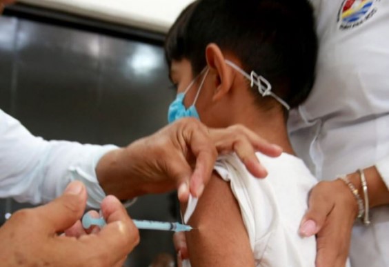 foro jurídico vacunación de menores de edad covid