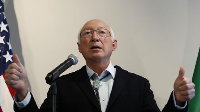 foro jurídico Ken Salazar