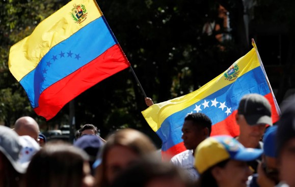 foro jurídico EU levanta ligeramente sanciones económicas impuestas a Venezuela