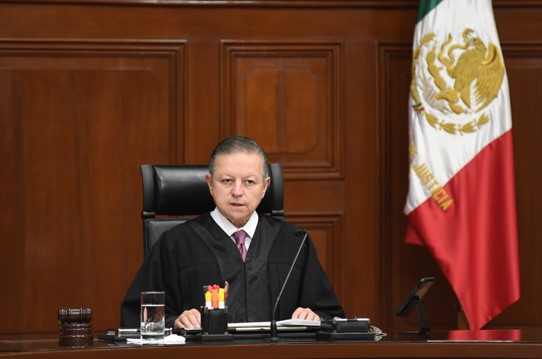 foro jurídico Ministro Arturo Zaldívar