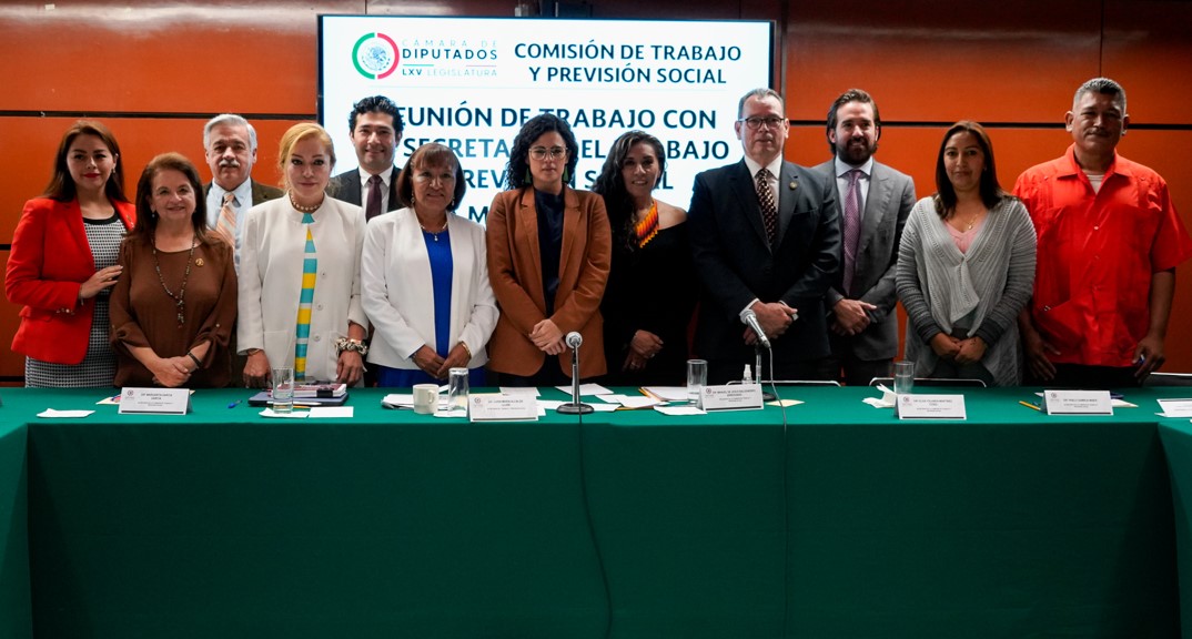 foro jurídico La política laboral del Gobierno de México y el acompañamiento legislativo ponen a la vanguardia el mundo del trabajo