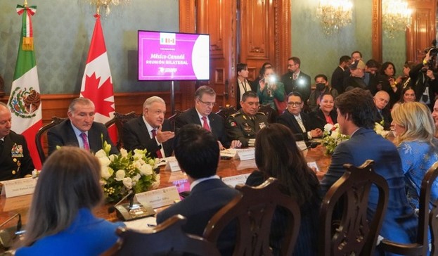 foro jurídico Asegura AMLO que diferencias con empresas de Canadá están superadas