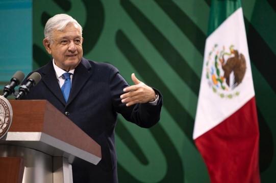 foro jurídico AMLO