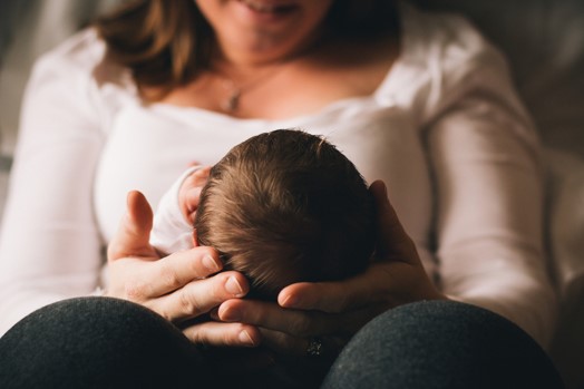 Foro Jurídico Senado aprueba derecho a la lactancia materna