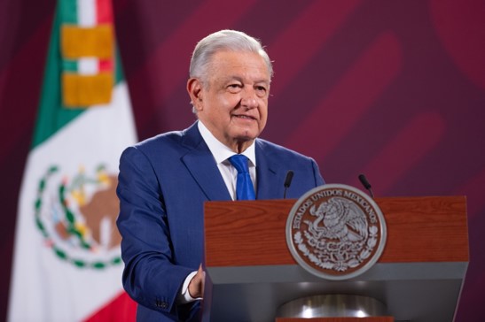 foro jurídico AMLO critica proceso de elección de Va por México