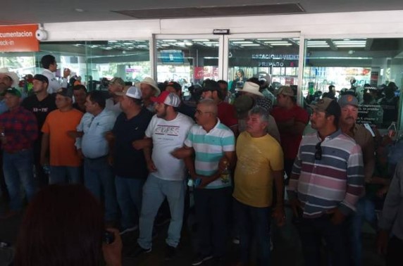 foro jurídico agricultores protestan en Culiacán