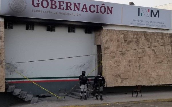 foro jurídico INM indemnizará a víctimas de incendio en Juárez