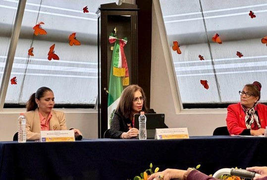 foro jurídico Cristina Martín Escobar, secretaria general de la Presidencia del CJF y Minerva López Constantino, titular de la Unidad de Prevención y Combate a la Violencia Laboral y al Acoso Sexual