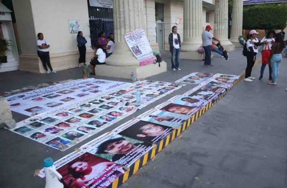 Colectivos de búsqueda de personas se manifestaron en CDMX y distintos estados del país