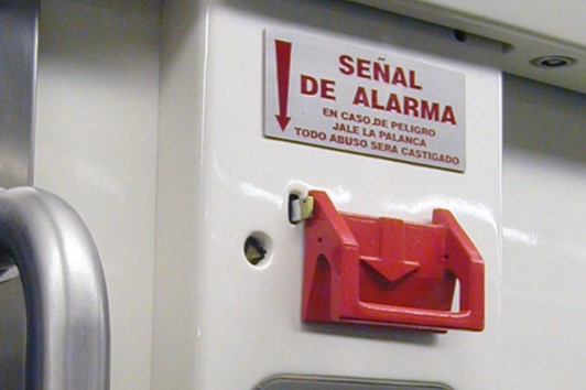 La CDMX busca tipificar pinchazos en el Metro