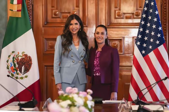 Claudia Sheinbaum y Kristi Noem
