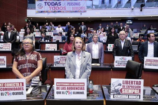 Senado aprueba ley de telecomunicaciones