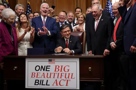 Avala Congreso plan fiscal de Donald Trump