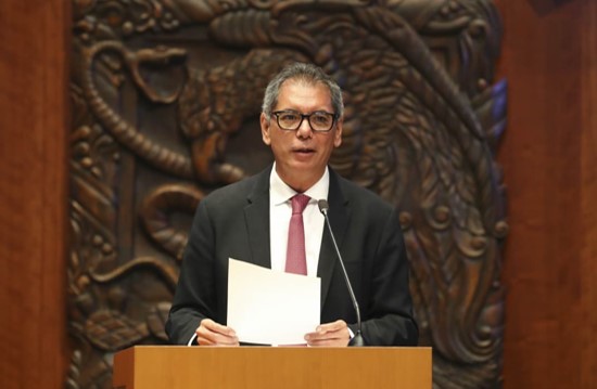 Titular de Hacienda comparece en la Cámara de Diputados