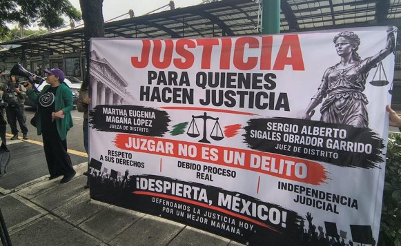 protestan en defensa de jueces